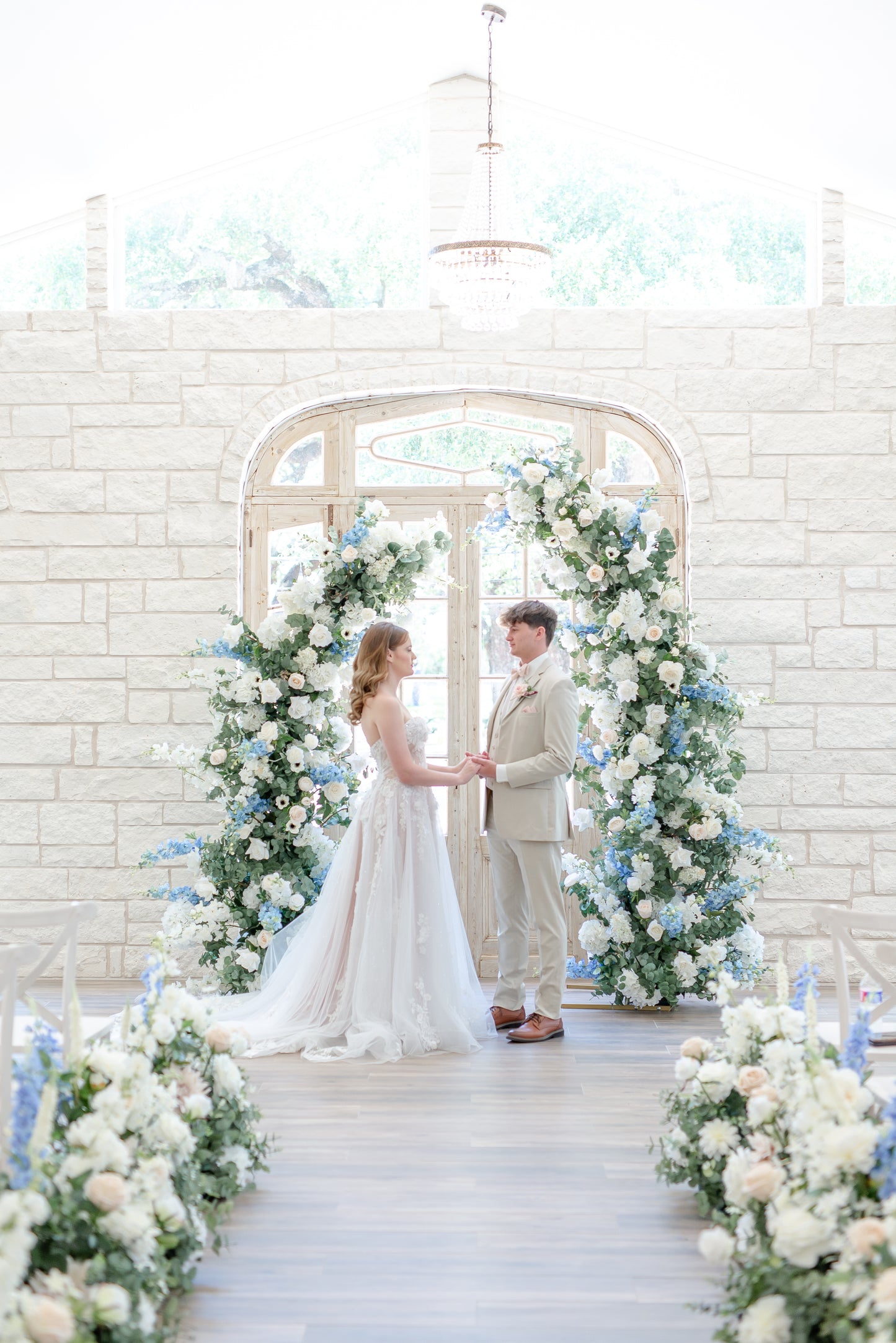 Faux flower rentals
Luxury faux floral rentals
Wedding flower rentals
Rent floral arches
Silk flower rentals
Faux floral decor for weddings
Wedding floral arch rental
Artificial wedding flowers
Flower wall rental
Ceremony flower rentals