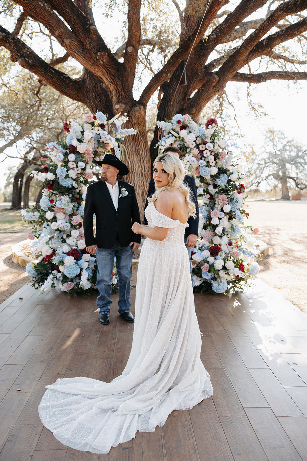 Custom Floral Arches | One-of-a-Kind Wedding Flower Installations